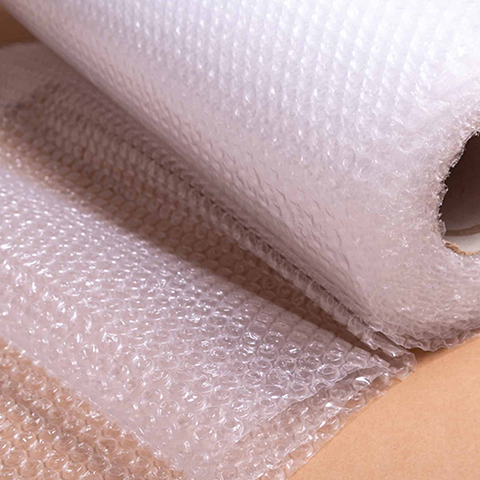 Ako používať bublinkovú fóliu, aby ste predišli nárazom a zvukovej izolácii